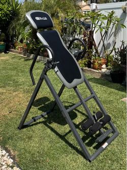 Elite Fitness inverter for back relief.