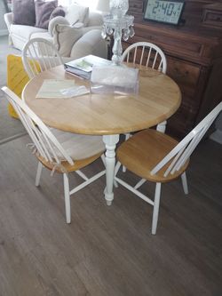 Kitchen table