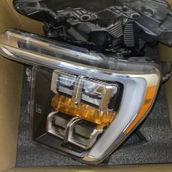F150 2022 Headlight LH and RH 