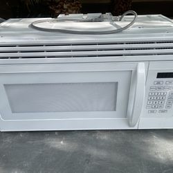 White Over The Stove Microwave Oven Great Condition