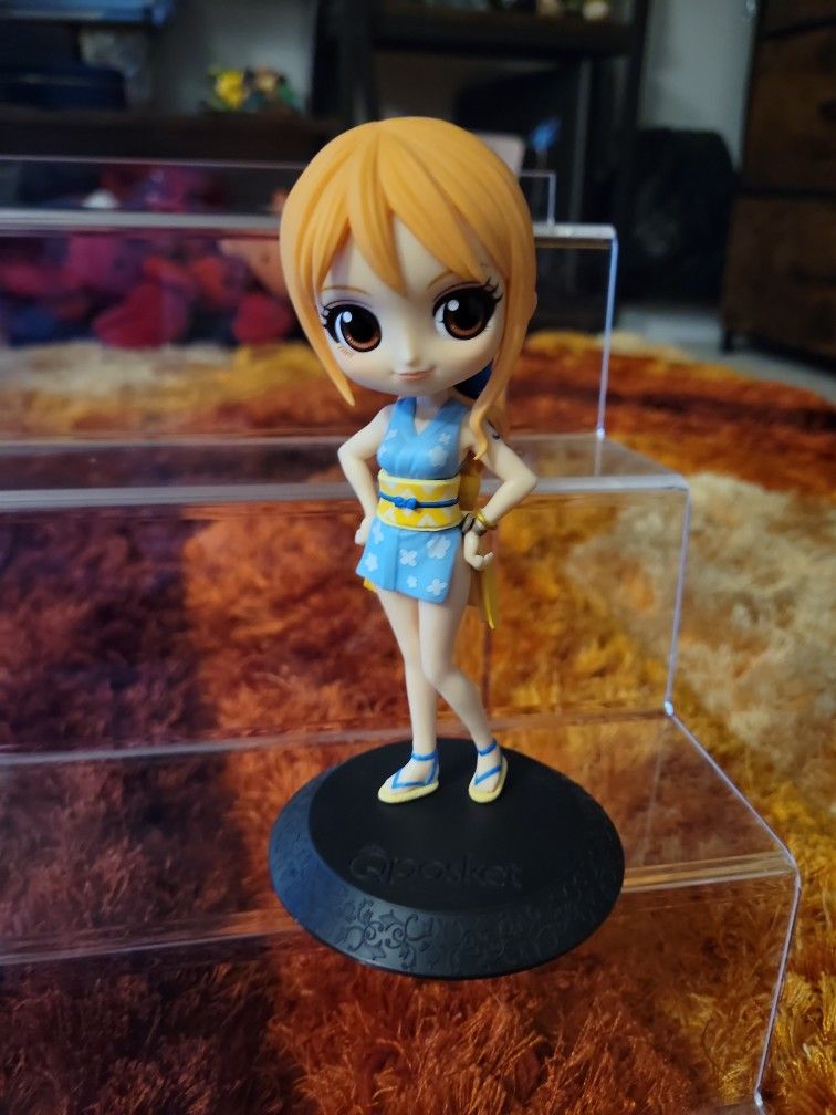 Nami One Piece QPosket Figure 