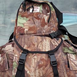 Crooked Horn Outfitters Day pack/Fanny Pack Camouflage 