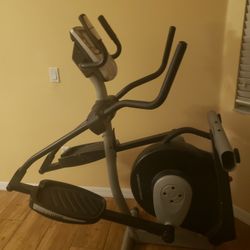 Free Eliptical Does Not Work 