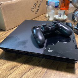 PlayStation 4 (500 GB) For Sale 