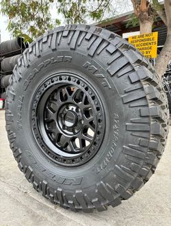 Kmc wheels GRS & 37/12.50/17