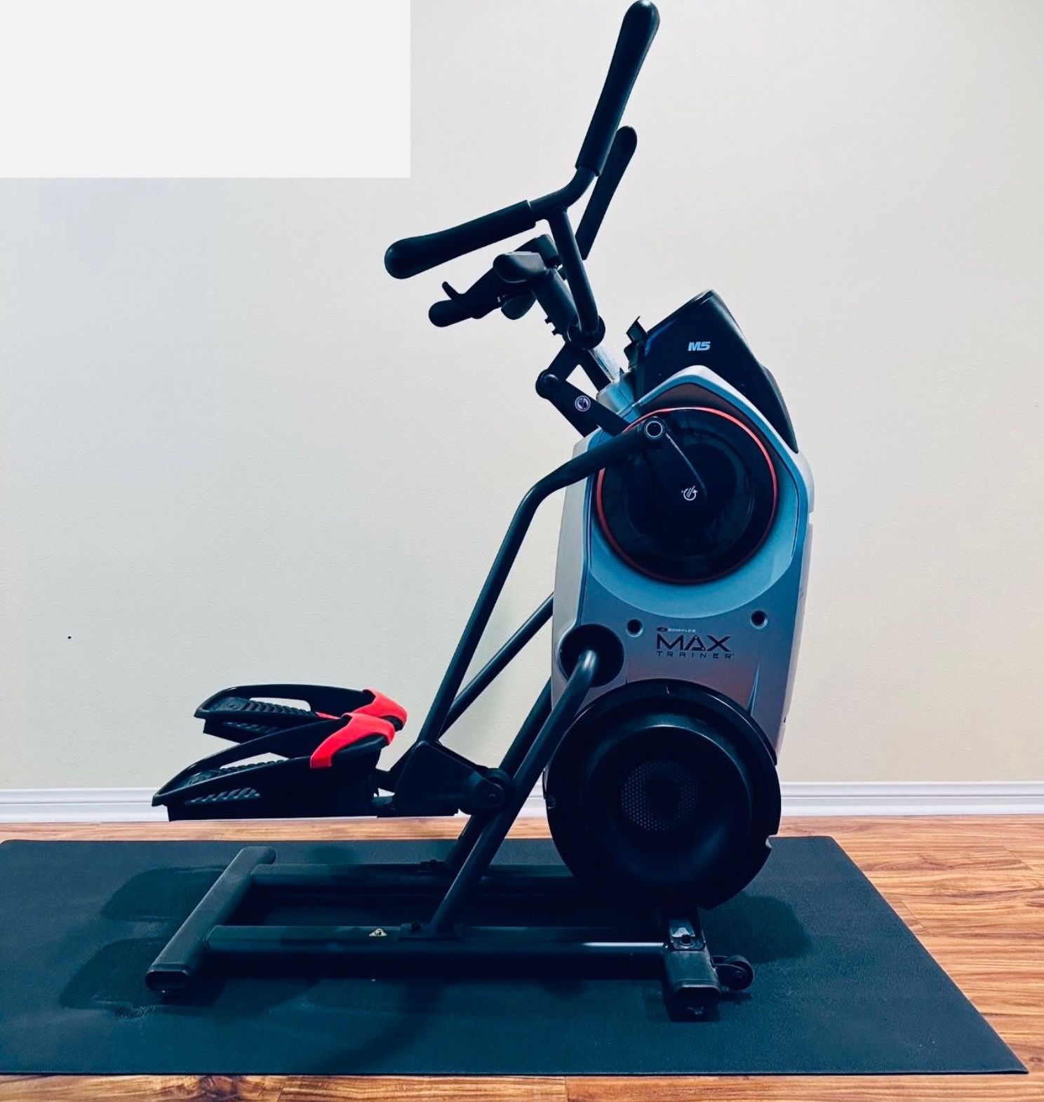 Bowflex Max Trainer M5 Elliptical Stepper Machine