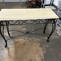 Accent / End Table 