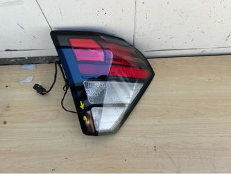 HYUNDAI KONA Driver Side LED Tail Light Bumper Mounted 2023 - 2025 Used Oem
