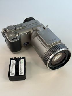 Sony Cyber-shot DSC-F707 5.0MP Digital Camera w Kastar Battery Tested Works