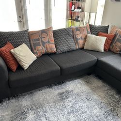 Sectional Couch 