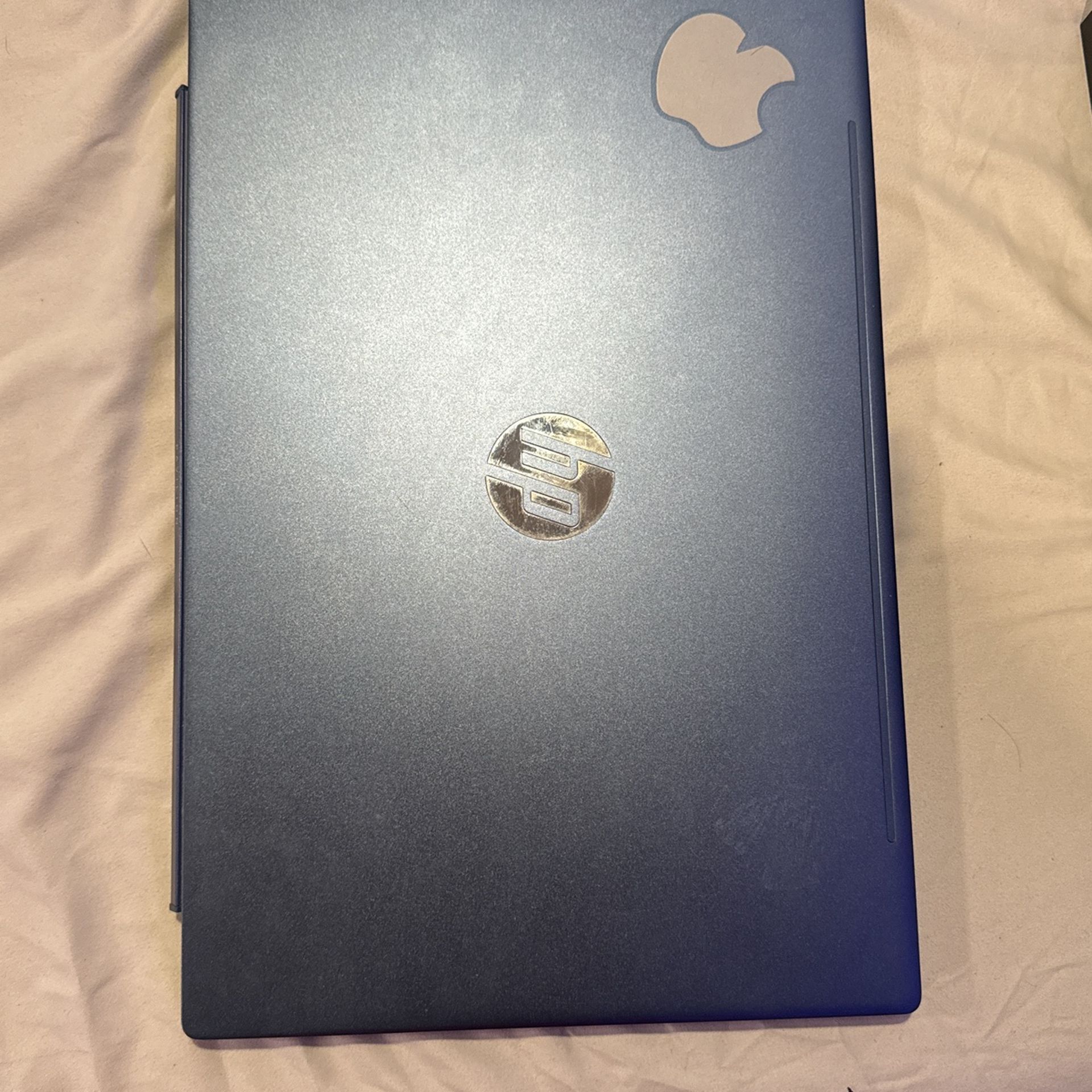 HP Pavilion 2020