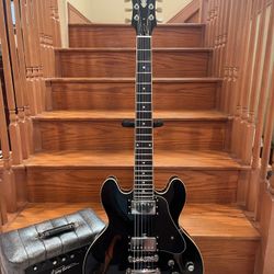 Epiphone ES339 Semi Hollow Guitar (Mint) W/ Kustom Guitar Amp 