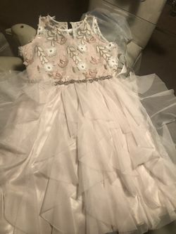 Dress / can be Easter dress size 16 kids