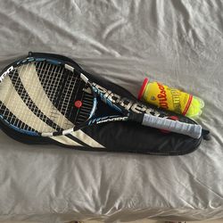 Babolat Tennis Racquet and Wilson Tennis Balls 