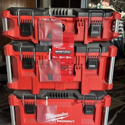 Milwaukee PACKOUT 22 in. Rolling Tool Box, 22 in. Large Tool Box and 22 in. Medium Tool Box ProSystem Low Profile Handle