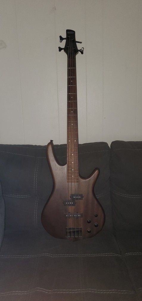 Ibanez Bass