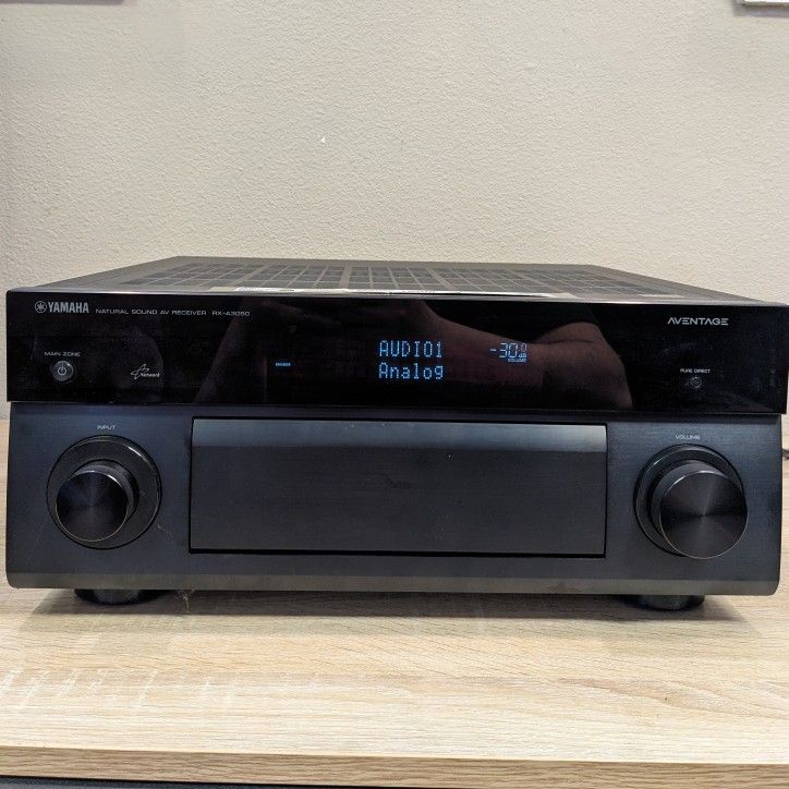 Yamaha Aventage RX-A3050 7.2 Theater System