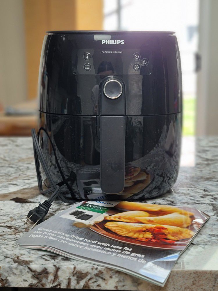Philips Premium Airfryer XXL with Fat Removal Technology, 3lb/7qt, Black,  HD9650/96 for Sale in Ridgeland, MS - OfferUp