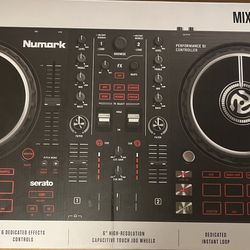 NUMARK MIXTRACK PRO FX