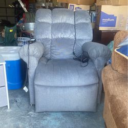 Power Lift And Recliner Chair