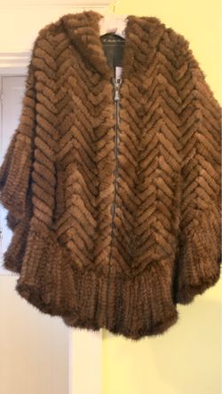 Brand New Beautiful Mink Hooded Cape