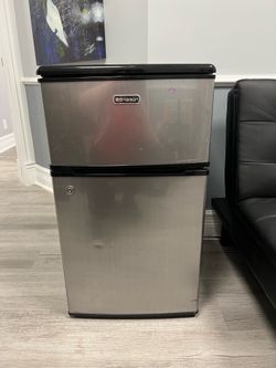 Emerson Mini Fridge & Freezer