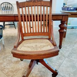 Antique Swivel Chair 