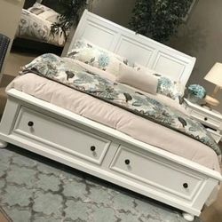 Brand New Wooden Storage Bed Frame : Queen / Eastern King / California King