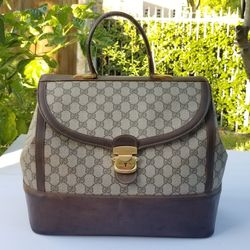 Vintage Gucci GG train case handbag for Sale in Arlington, TX