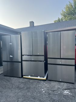 ‼️ New Refrigerator price from 950 onwards‼️  work great have warranty available We are located at  635 S  Mickley ave Indianapolis in 46241 We will b