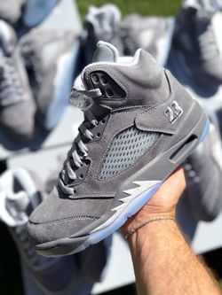 Jordan Retro 5 Wolf Grey Size 9.5 10 10.5