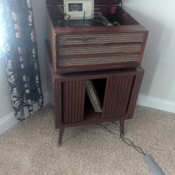 Record Player For vinyls 