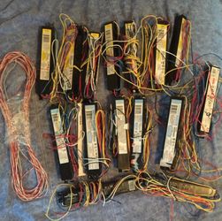 15 PHILIPS ADVANCE REB-4P32-SC & RELB-2S40-N ELECTRONIC BALLAST 120V & 277V