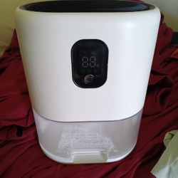 Dehumidifier 