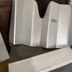“Brand NEW”Genuine Audi, sunshade in box