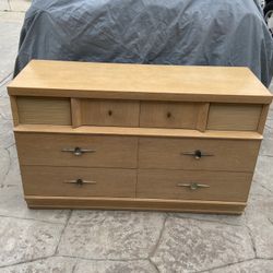 Mid-Century Modern Bedroom Set