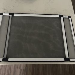 Adjustable Window Screen