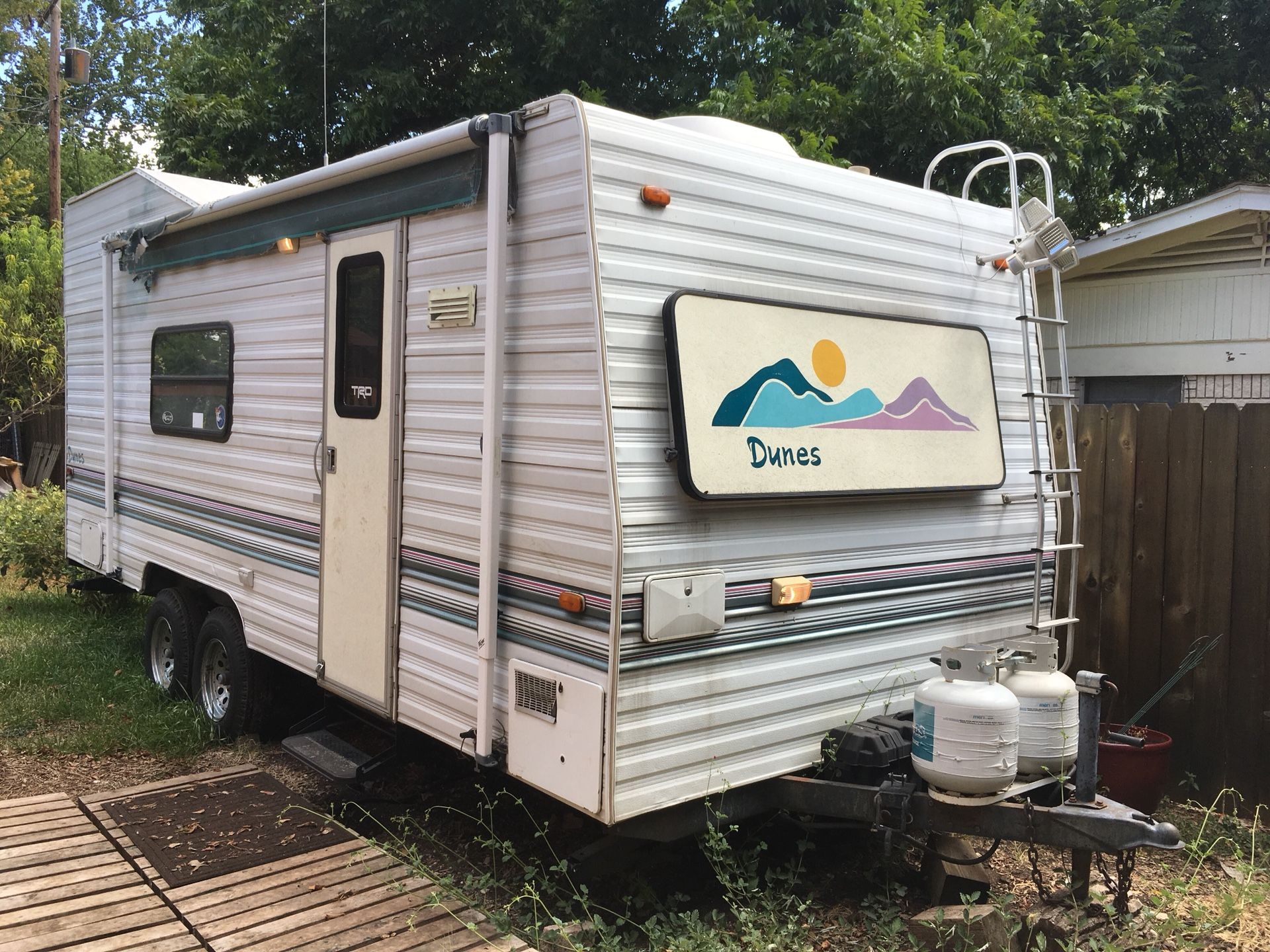 1997 Dune toy hauler camper