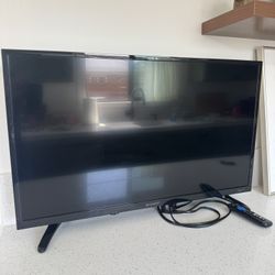 SHARP 32” ROKU TV - Like New 