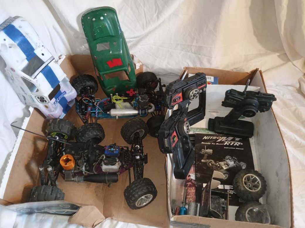 HPI RS4MT 1ST GEN. Plus a 2nd Car And 3 Remotes