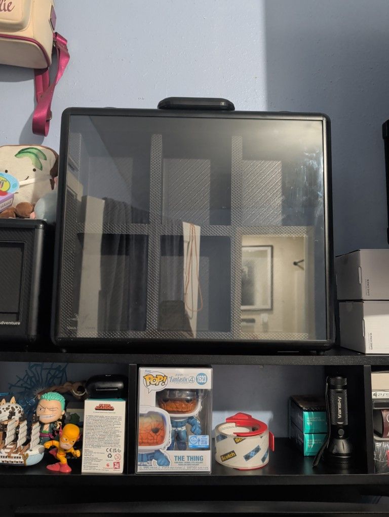 Funko Pop Vaulted Vinyl Collection Storage Display 6 Pops