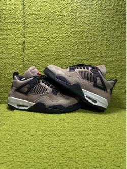 AIR JORDAN 4 "TAUPE HAZE" SIZE 8.5M