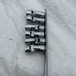 Snap On Tools. Swivels Sockets 3/8 Metrics 6 Points  10..12..13..14..15..17