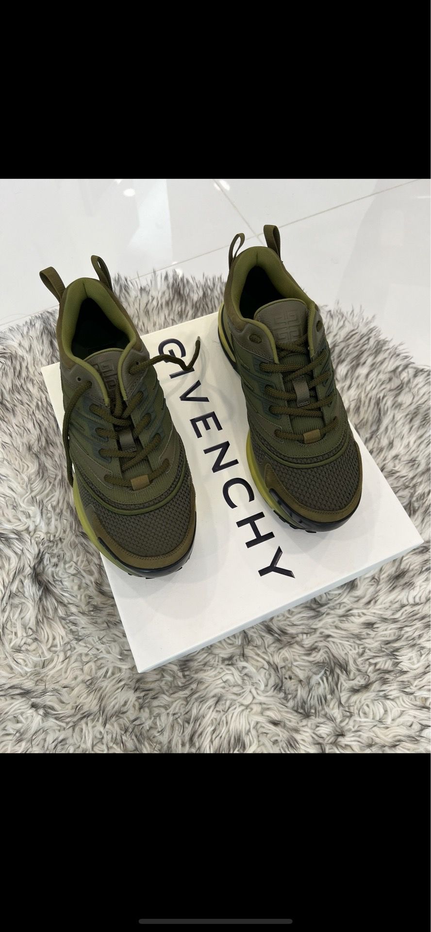 Givenchy G1 runners