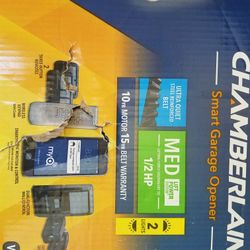 CHAMBERLAIN B550 SMART GARAGE OPENER