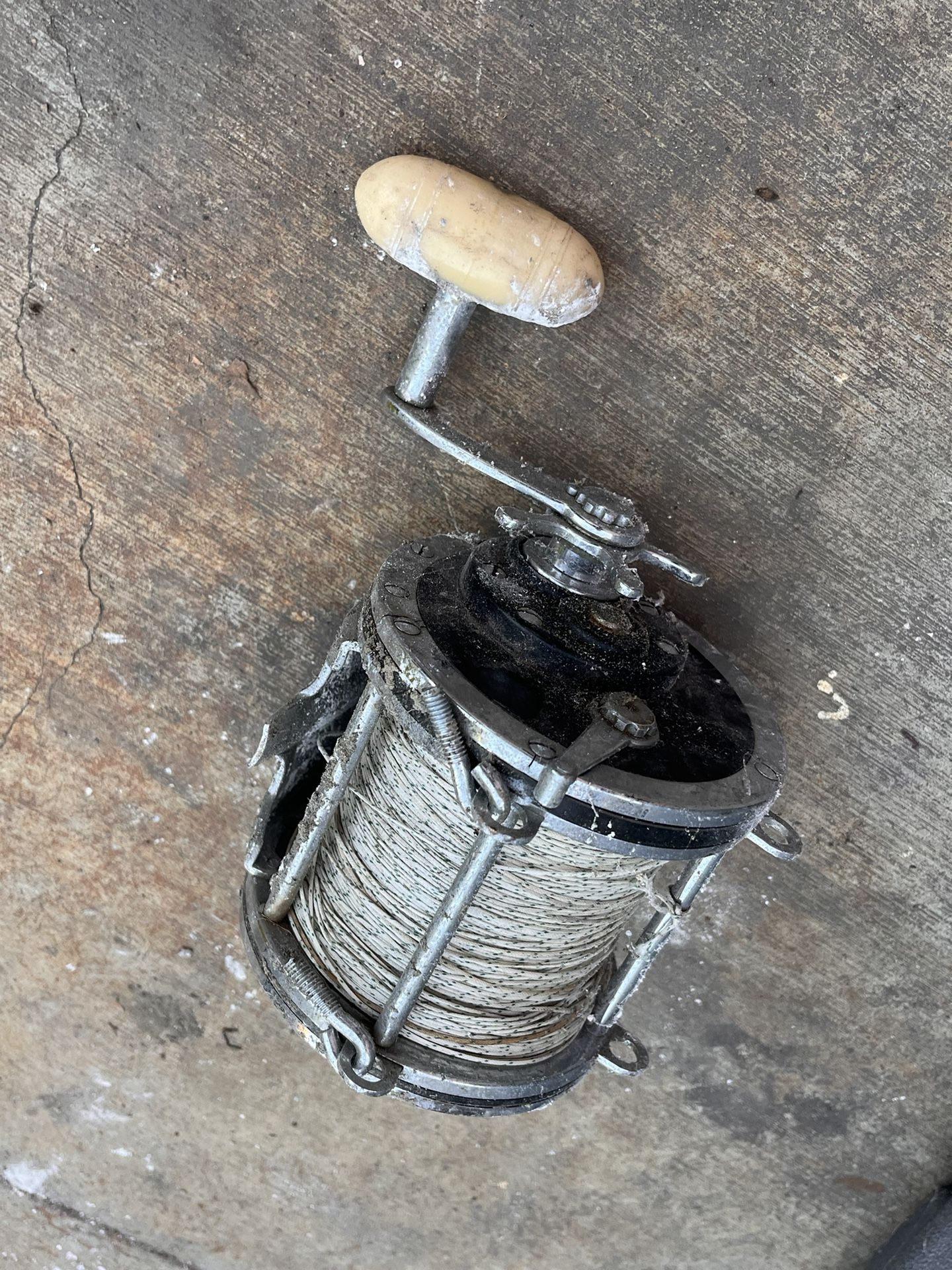 Fishing Reel Deep Sea Ocean Fishing