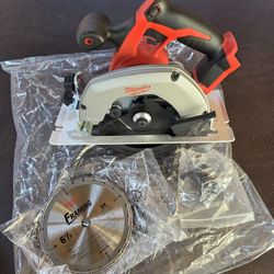 Milwaukee M18 Circular Saw 