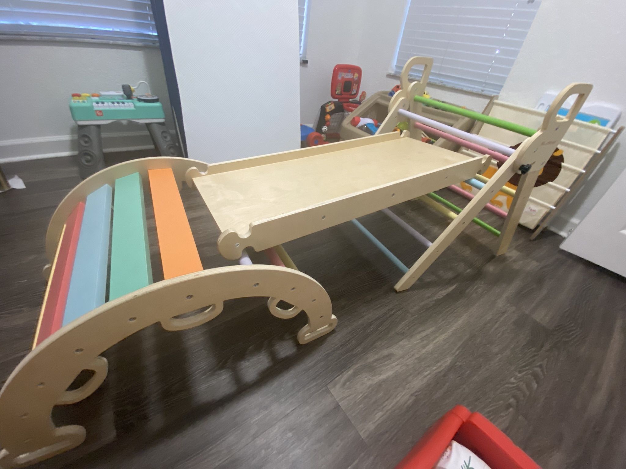 Toddler’s Play Gym