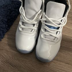 Jordan 11 Legend Blues