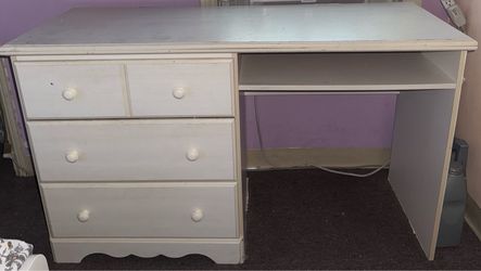 White Desk - Send best offer
